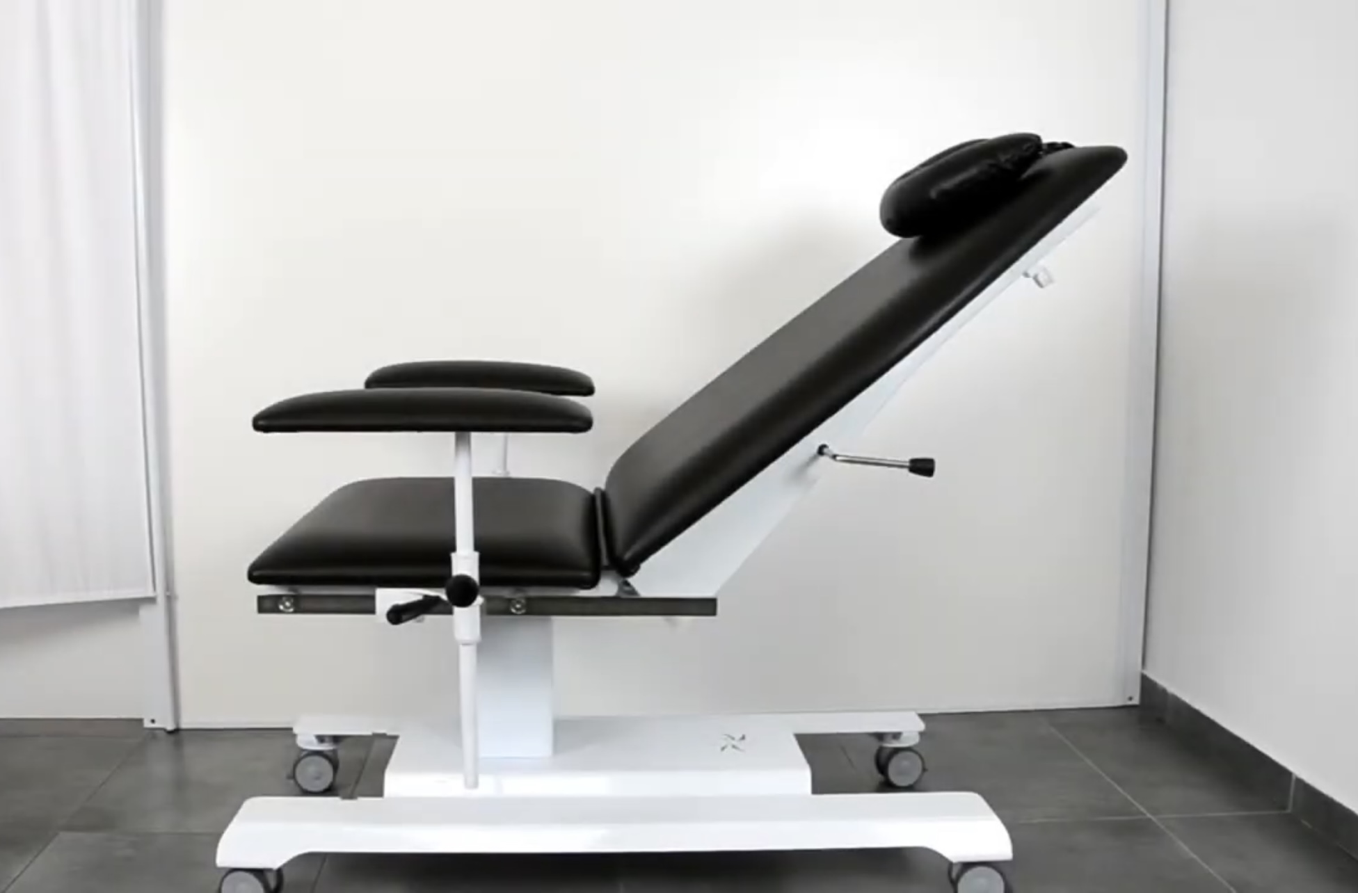 Untersuchungsstuhl mit fester Höhe FJZ-FLEX-1000 – Bild 3